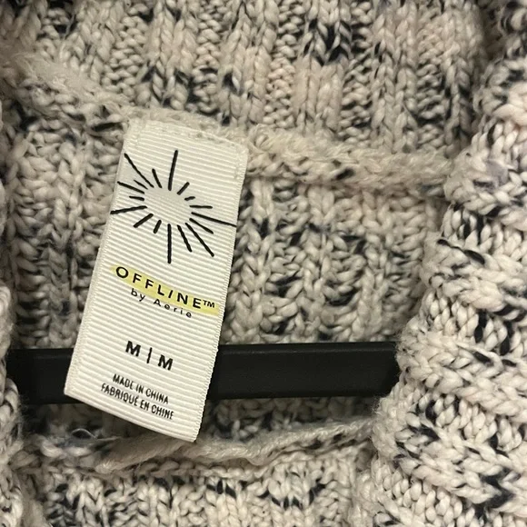 Aerie Speckled Turtleneck Sweater - Black and White - Picture 2 of 2